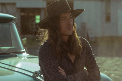 Van Andrew x heirwaves